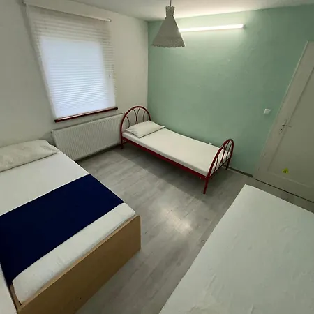 דירה Schoenes Reihenhaus In Offenburg Fuer Bis Zu 8 Personen אופנבורג