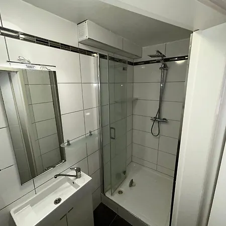 公寓 Schoenes Reihenhaus In Offenburg Fuer Bis Zu 8 Personen 奥芬堡